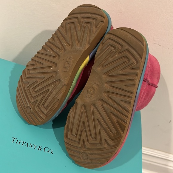 pink ugg boots - Picture 5 of 5